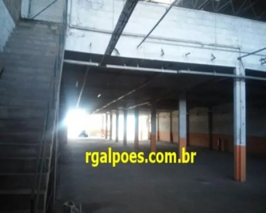 Imagem Galpão para Venda em RIO DE JANEIRO, VIGÁRIO GERAL, 4 banheiros