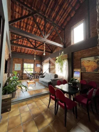Imagem Casa em Condomínio para Venda no bairro Itaipu, Niteroi!