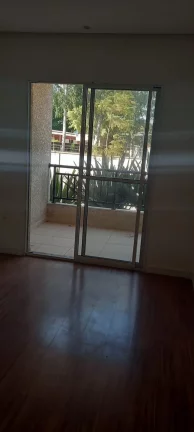 Lindo apartamento Andar Baixo de 3 dormitórios e 1 vaga de garagem Próximo ao Clube Esportivo da Penha