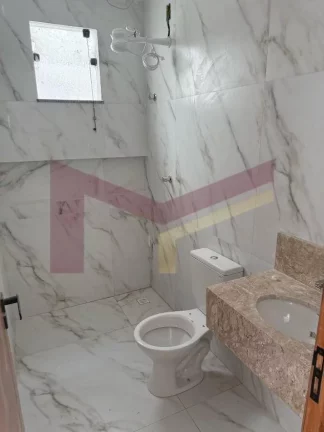 Imagem Casa 2/4 na Conceicao