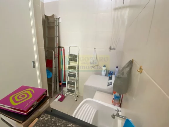 Imagem Casa com 3 dormitórios á venda na Martim de Sá