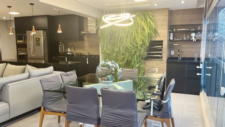 Imagem Apartamento 133M², 3Q, 3 Suítes, 5 Banheiros, 3 Vagas, Piscina Climatizada, Infantil e Raia de 25M, Sauna, Salão de Festas e Jogos, Churrasqueira.