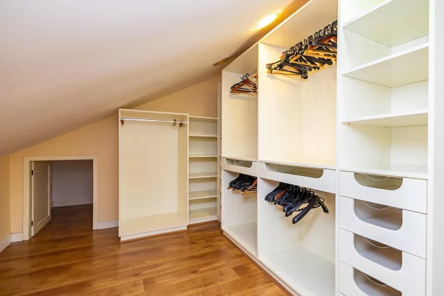Imagem Casa em Condomínio de 4q. em Campo Comprido