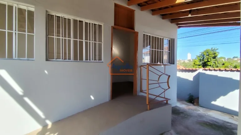 Imagem Casa à venda no bairro Vila Bianchi - Mogi Mirim/SP