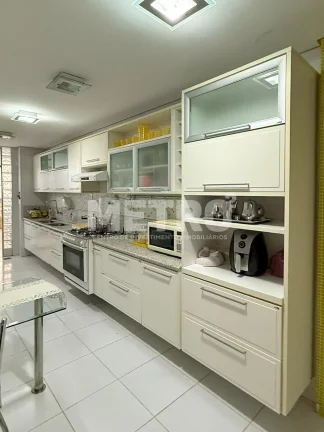 Imagem Apartamento à venda no Edf. Saphira, 3 suítes, vista para o Rio, Orla, Petrolina