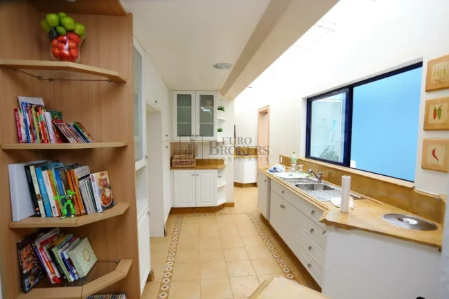 Imagem Apartamento frente mar semi mobiliado em Balneário Camboriú