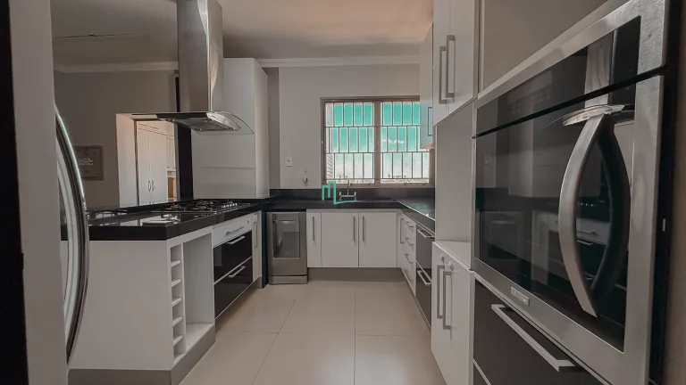 Imagem LINDO APARTAMENTO EM ANDAR ALTO DO EDIFÍCIO IBIZA DISPONÍVEL PARA LOCAÇÃO NO CENTRO DE FRANCA/SP