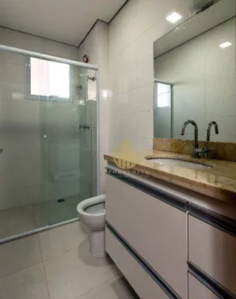 Imagem Apartamento com 3 dormitórios - 1 suíte - sacada - completo em armários - frente para o Pq. Raya R$ 680.000 - Jardim Botânico - Ribeirão Preto/SP