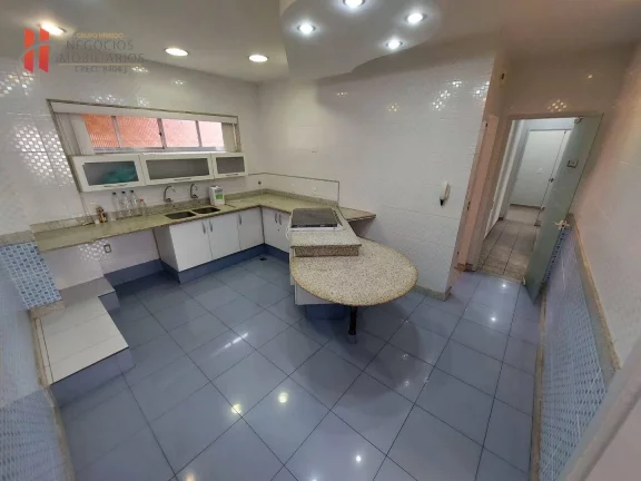 Imagem Excelente Casa Comercial com + de 300m² no Jd 25 de Agosto.