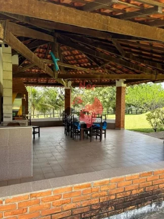 Imagem Troco Sítio por Imovel no ABC, com 3 alqueires , piscina tem um quiosque com churrasqueira , bairro Boa Vista, Torre de Pedra