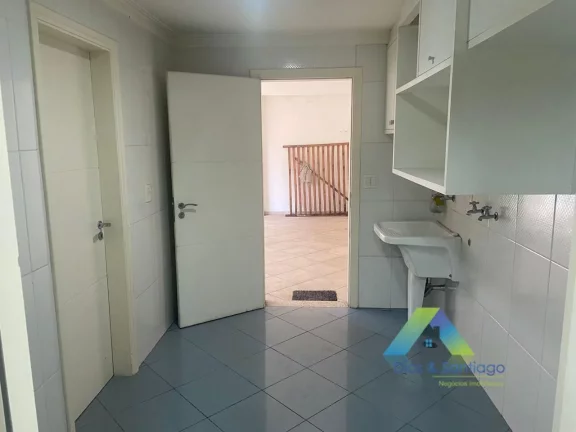 Imagem Sobrado com 4 Quartos e 7 banheiros para locação ao lado do Metrô Eucapiltos e Shopping Ibirapuera - Moema/SP!
