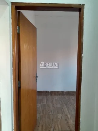 Imagem Vende-se casa com dois quartos no Bairro Monte Castelo- Igarapava/SP