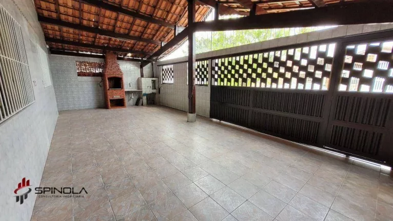 Imagem Casa com 2 dormitórios à venda, 65 m² por R$ 490.000,00 - Maracanã - Praia Grande/SP