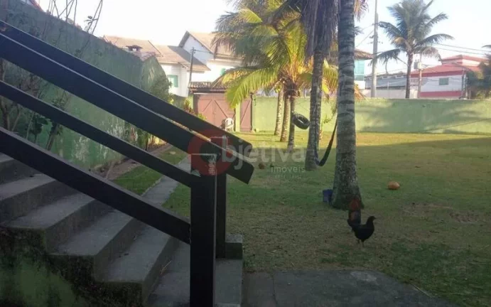 Imagem Terreno de 659 m² murado e cercado a 2 quadras da Praia do Foguete.