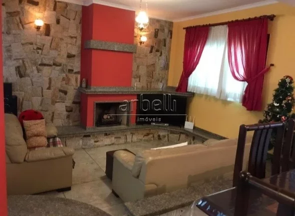 Imagem Sobrado residencial de alto padrão com 408 metros quadrados de área útil em terreno de 477 metros...