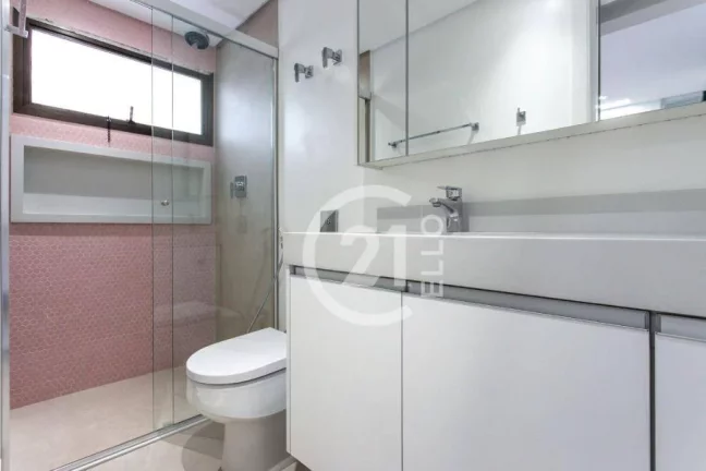 Imagem Apartamento com 3 suítes totalmente reformado na melhor rua do Campo Belo