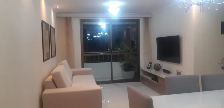 Imagem VENDO APARTAMENTO DE TRÊS DORMITÓRIOS NO BAIRRO CAMPO GRANDE! (ZONA SUL-SP)
