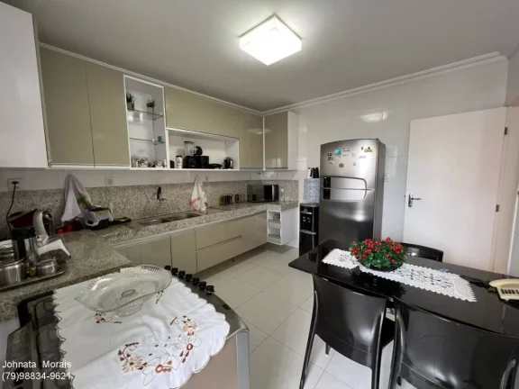 Imagem Apartamento Espaçoso e Reformado no Condomínio Maison Ile de France - Confira!