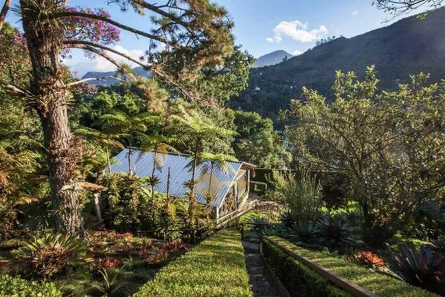 Imagem Casa para Venda em Teresópolis / RJ no bairro Parque do Imbui