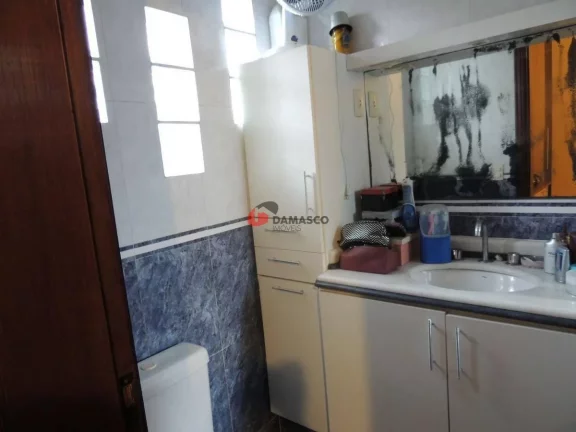 Imagem Sobrado à venda 4 Quartos, 1 Suite, 2 Vagas, 250M², Utinga, Santo André - SP