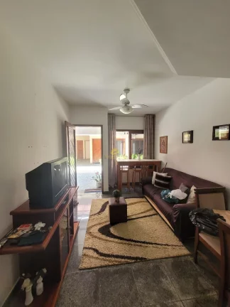 Imagem Casa em Condomínio a 500m do Mar na Praia do Morro: Seu Refúgio Perfeito!
Descubra o prazer de viv...