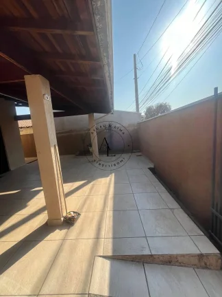 Imagem Casa Aconchegante com Edícula no Jardim São Marcos, Valinhos - SP!