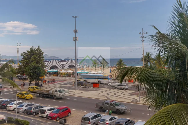 Imagem Apartamento frente mar, 269m²