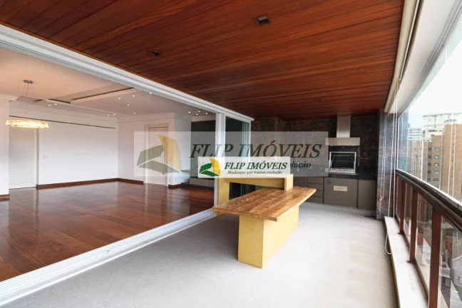 Imagem More em apartamento de alto padrão com 198 m² com 3 suítes, 5 vagas no miolo Cambuí - Campinas - SP