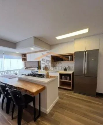 Imagem Apartamento com 69 m² de área útil. Possui 2 dormitórios, sendo 2 suítes com armários planejad...