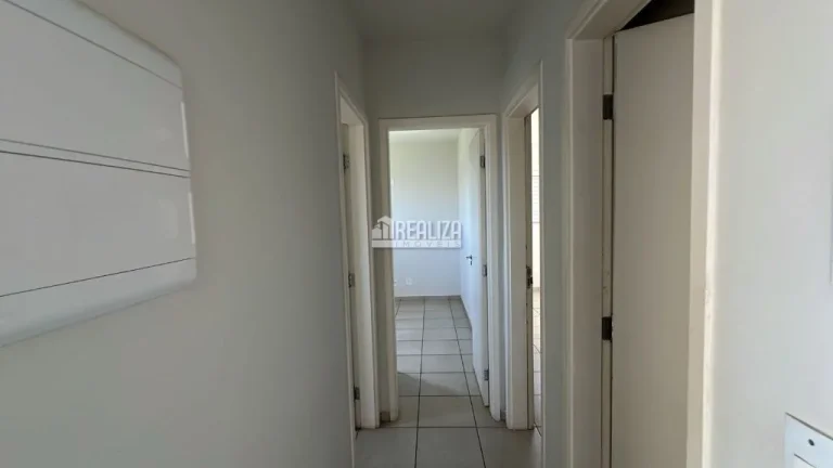 Imagem Apartamento no Condomínio Alencarina, no bairro Olinda, em Uberaba - 3 dormitórios, piscina e área de lazer