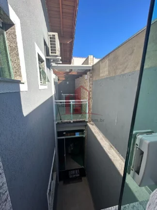 Imagem Oportunidade Imperdível: Casa à Venda no Portal das Alamedas, Franco da Rocha-SP! 3 Quartos, 1 Suíte, 3 Salas, 2 Vagas de Garagem e 218,21 m².