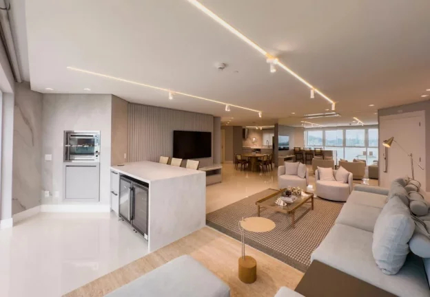 Imagem Apartamento com 3 dormitórios à venda sendo 3 suítes, 164.96 m² por - R$ 10.399.000,00 - Pioneiros - Bal. Camboriú/SC