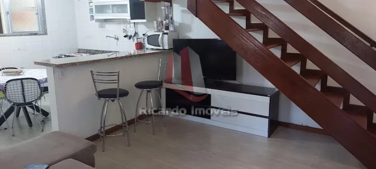 Imagem Casa Duplex Condomínio c/ Área Exclusiva