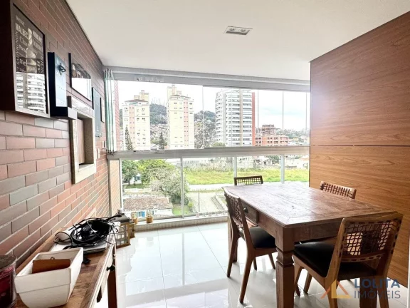 Imagem Apartamento de 2 quartos À VENDA na Agronômica com 1 garagem, Florianópolis/SC.