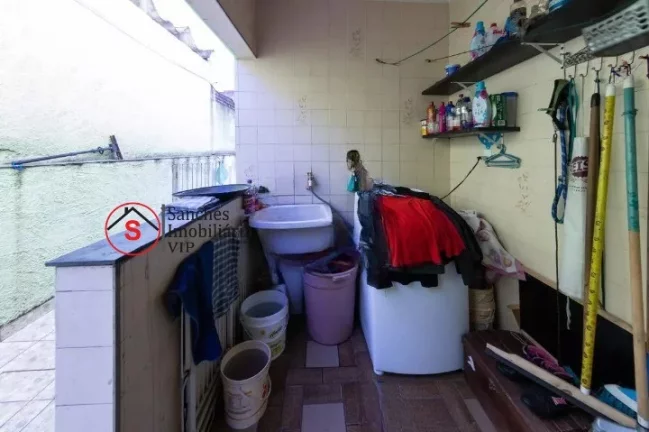 Imagem Imóvel amplo à venda com 4 dormitórios. Ótima localização, próximo ao Largo da Vila Alpina, vasto com?(C)rcio. Fácil acesso a av do Estado e Carrefour