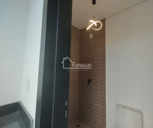 Imagem Casa em Condomínio à venda em Terras de São Francisco com 220m² 3 suítes, 4 vagas