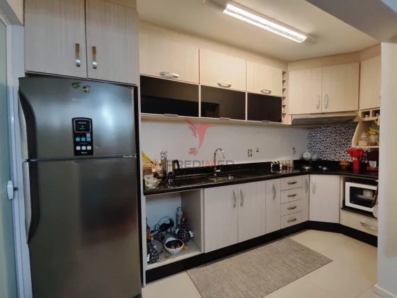 Imagem APARTAMENTO ALTO PADRÃO SEMI MOBILIADO NO CENTRO DE GUARAMIRIM