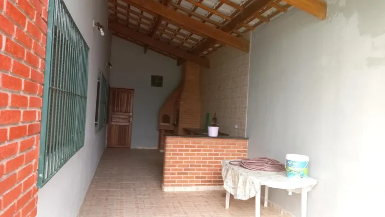 Imagem Casa para Venda em Itanhaém, Jardim Regina, 3 dormitórios, 1 suíte, 2 banheiros, 4 vagas