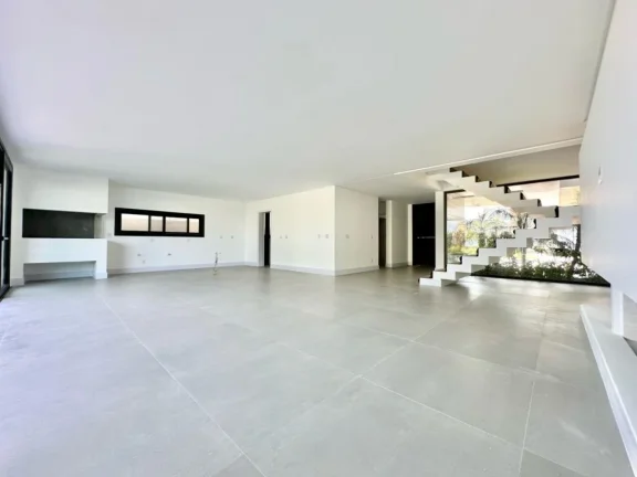 Imagem Sobrado 5 Dormitórios - Bairro Novo Louro