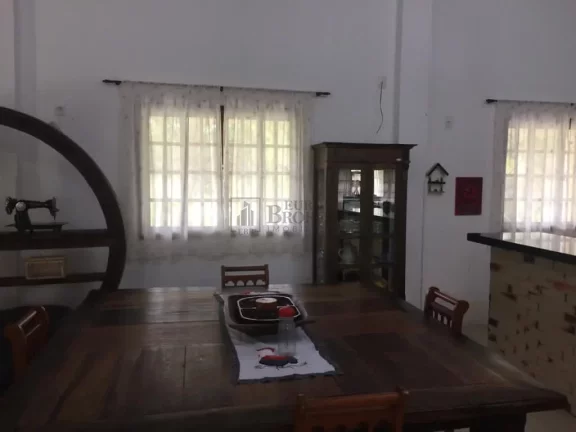 Imagem Sítio em perfeito estado na área rural de Camboriú