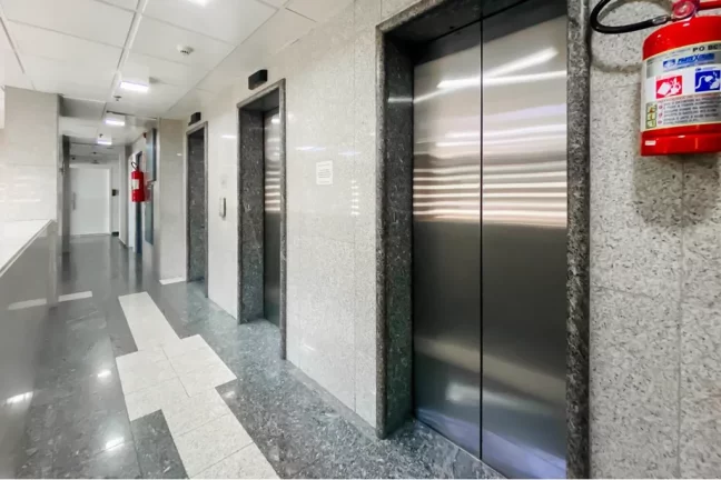 Imagem Sala comercial à venda em São Paulo, Campo Belo, 32m2
