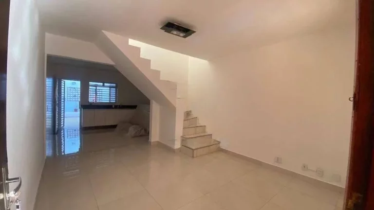 Imagem Sobrado com 2 dormitórios à venda, 150 m² por R$ 580.000,00 - Jardim Santa Mena - Guarulhos/SP
