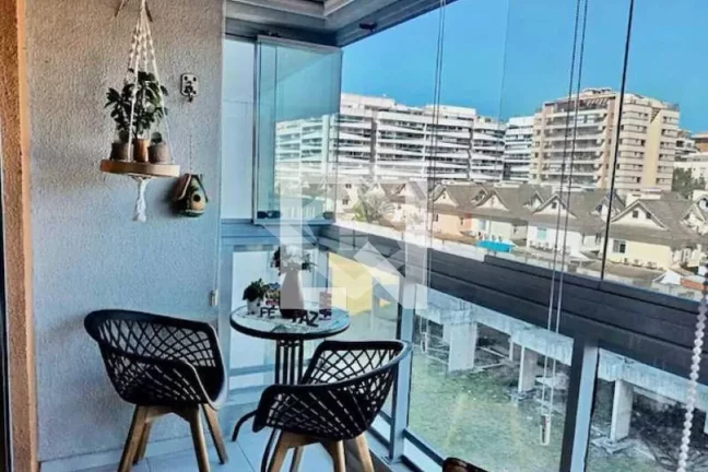 Imagem Apartamento de 2 Quartos com Suíte no Recreio dos Bandeirantes - Conforto e