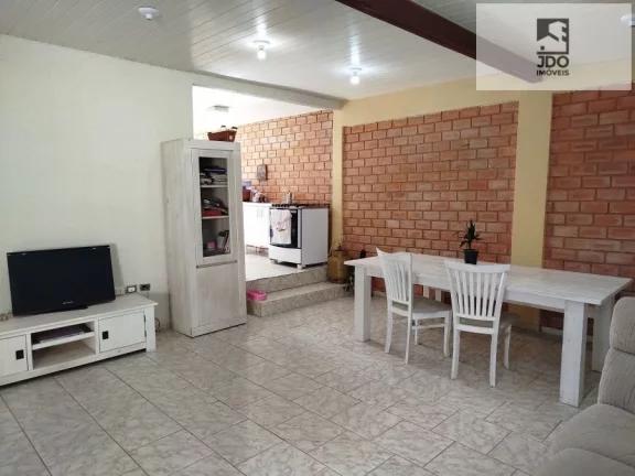 Imagem Casa - Aluguel no bairro Vista Alegre - Curitiba, PR