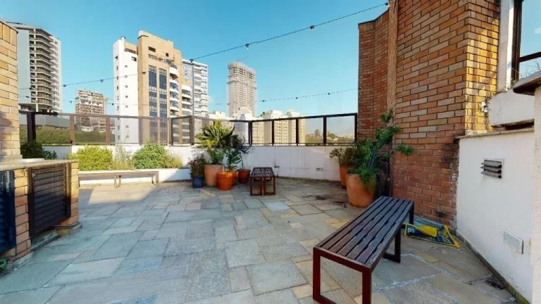 Imagem Cobertura Duplex no Alto de Pinheiros com linda vista e localização privilegiada.