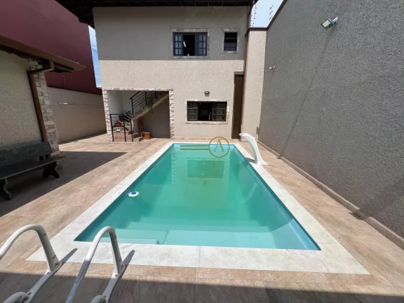 Imagem Sobrado a venda Porteira Fechada com Piscina e Churrasqueira 5 Dormitórios