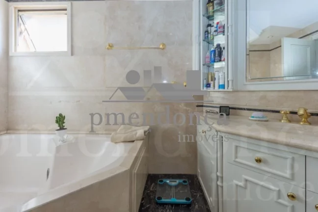 Imagem Apartamento a venda em andar alto com 03 suítes e 4 vagas, 246m²