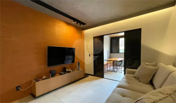 Imagem Sobrado à venda com 3 quartos, sendo 2 suítes, em Butantã, São Paulo - SP