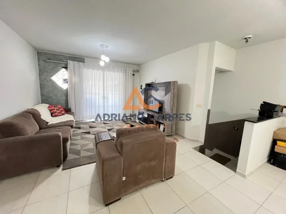 Imagem ALUGUEL ANUAL - Casa com 3 quartos sendo 1 suíte, mobiliada, sacada com churrasqueira, muito bem localizada na Praia de Gravatá em Navegantes- SC