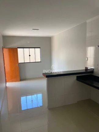 Imagem Casa com 3 dormitórios à venda, 95 m² por R$ 320.000,00 - Setor Nossa Senhora da Saúde - Itumbiara/GO